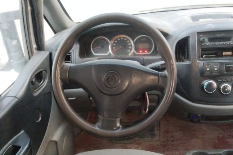 Used FORTHING Lingzhi 2012 Commercial Version 1.6L Special Offer Model Steering Wheel