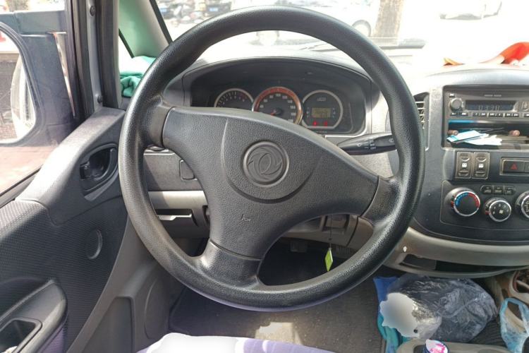 Used FORTHING Lingzhi 2012 Passenger Version 1.6L Comfort Edition Steering Wheel