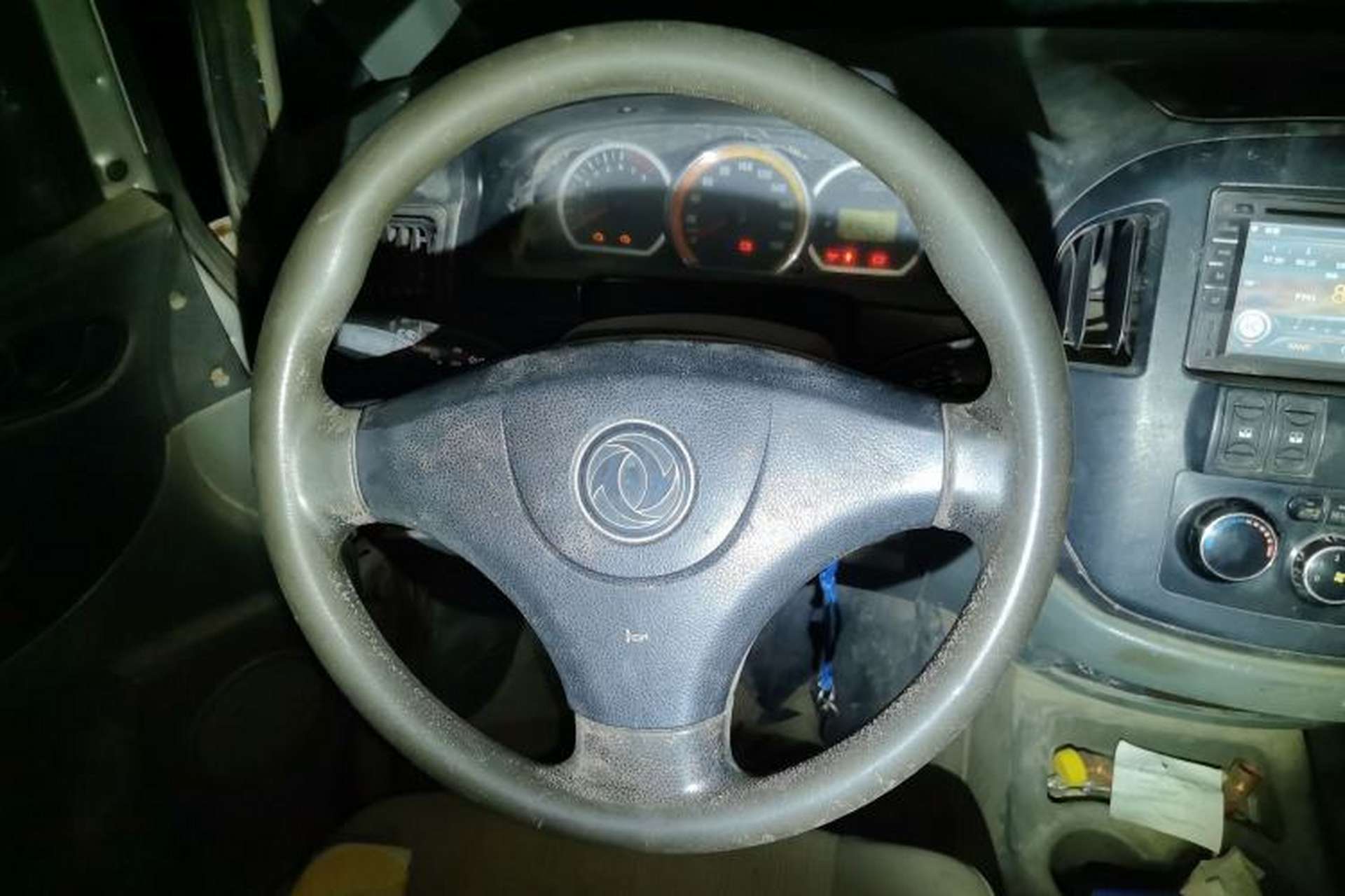 Used FORTHING Lingzhi 2012 Commercial Version 1.6L Special Offer Model Steering Wheel