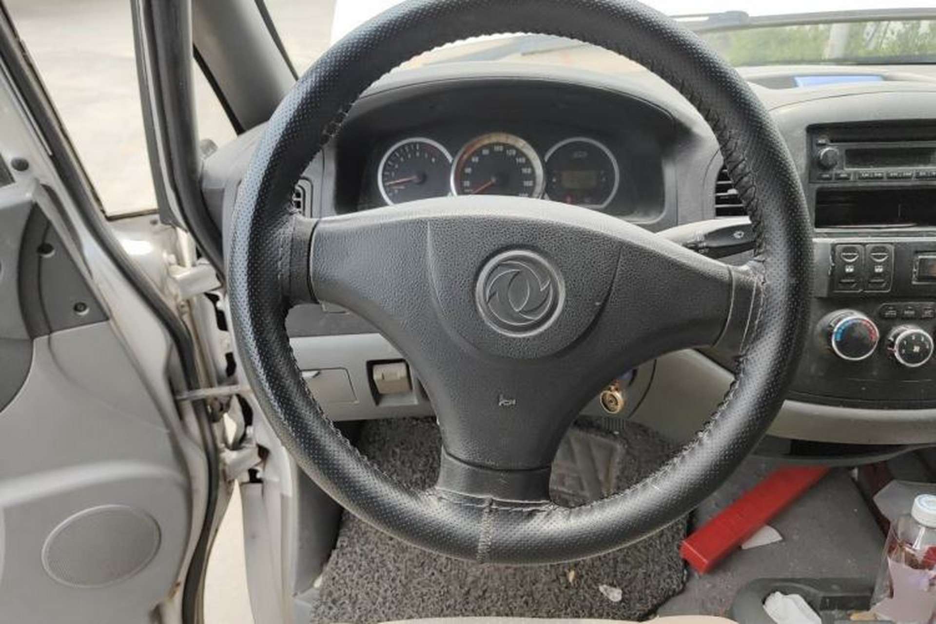 Used FORTHING Lingzhi 2012 Passenger Version 1.6L Comfort Edition Steering Wheel