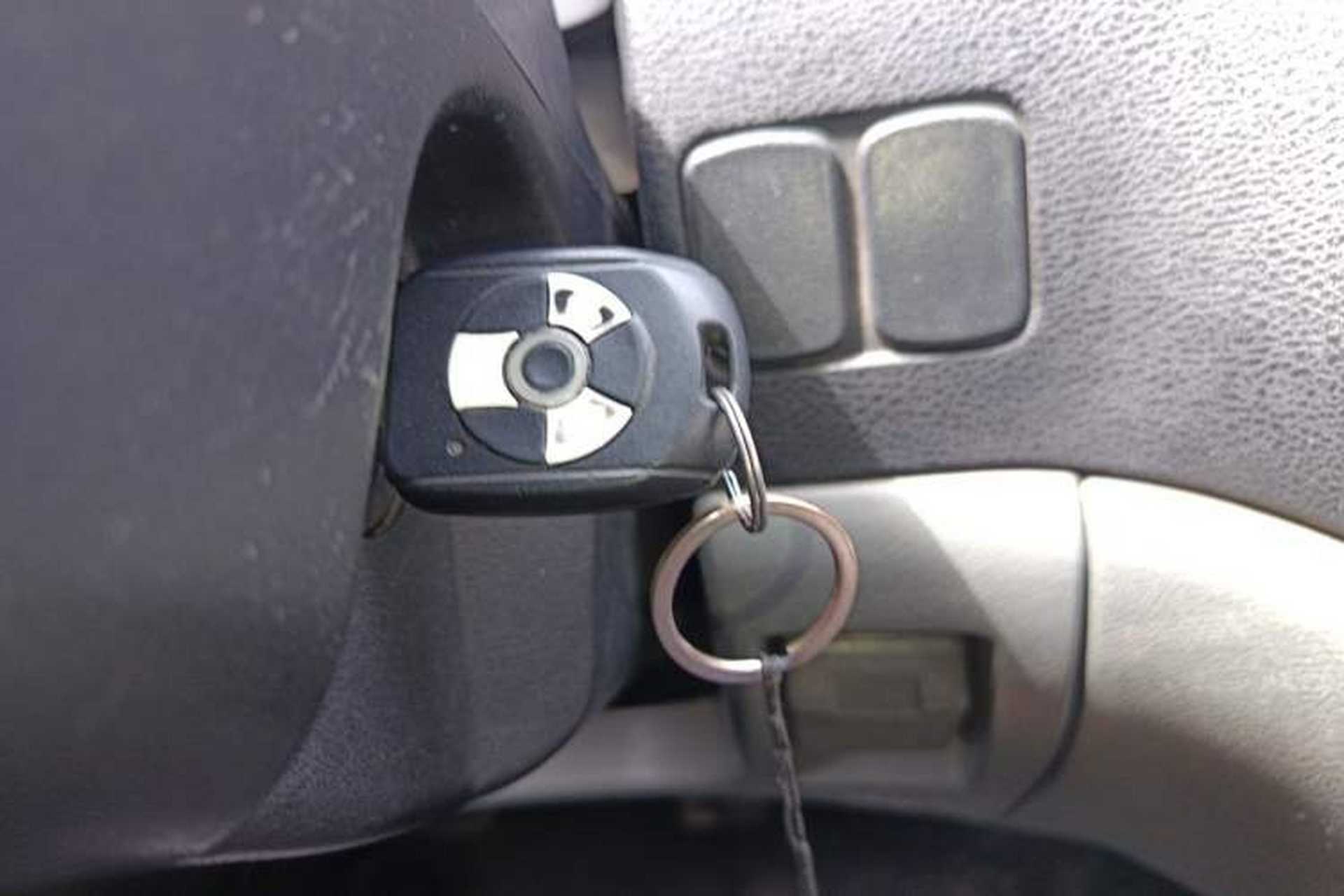 Used FORTHING Lingzhi 2012 Passenger Version 1.6L Comfort Edition Vehicle Key