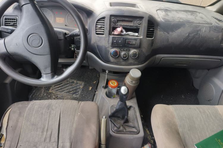 Used FORTHING Lingzhi 2012 Commercial Version 1.6L Utility Model Center Console