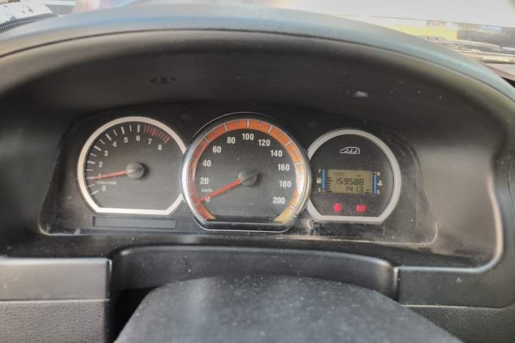 Used FORTHING Lingzhi 2012 Commercial Version 1.6L Utility Model Instrument Cluster