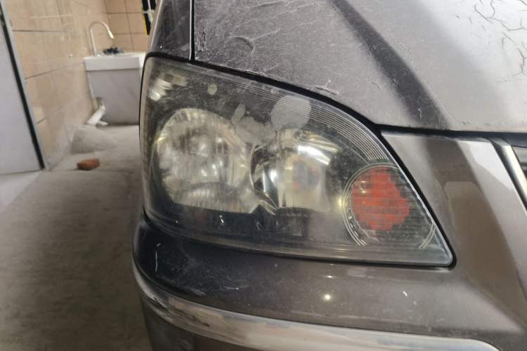 Used FORTHING Lingzhi 2012 Commercial Version 1.6L Utility Model Right Front Headlight