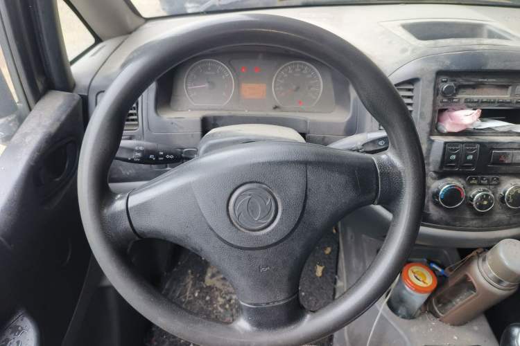 Used FORTHING Lingzhi 2012 Commercial Version 1.6L Utility Model Steering Wheel