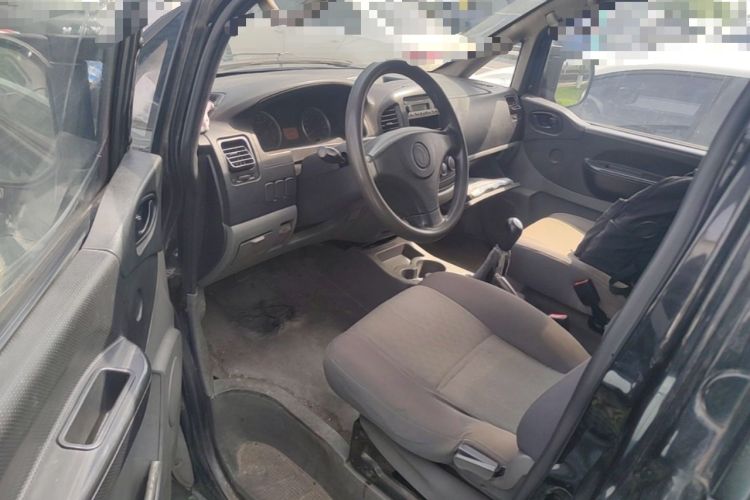 Used FORTHING Lingzhi 2013 V3 1.5L 7-Seater Standard Model II Driver Seat