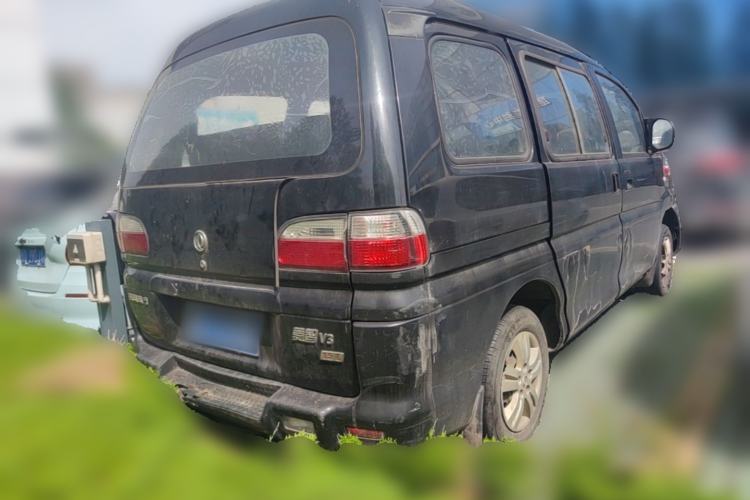Used FORTHING Lingzhi 2013 V3 1.5L 7-Seater Standard Model II Rear Right 45 Deg