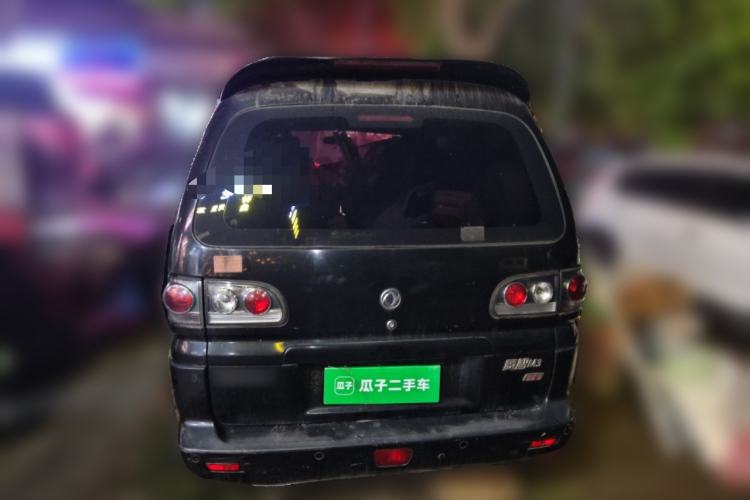 Used FORTHING Lingzhi 2013 M3 1.6L 7-seat Standard Model Rear
