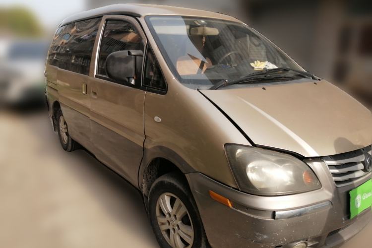 Used FORTHING Lingzhi 2013 M3 1.6L 7-Seater Comfort Model Front Right 45 Deg