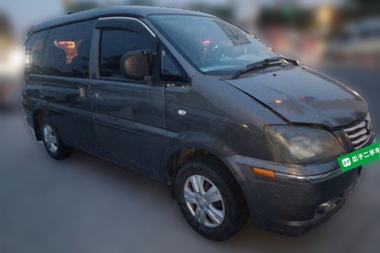 Used FORTHING Lingzhi 2013 M3 1.6L 7-Seater Comfort Model Front Right 45 Deg