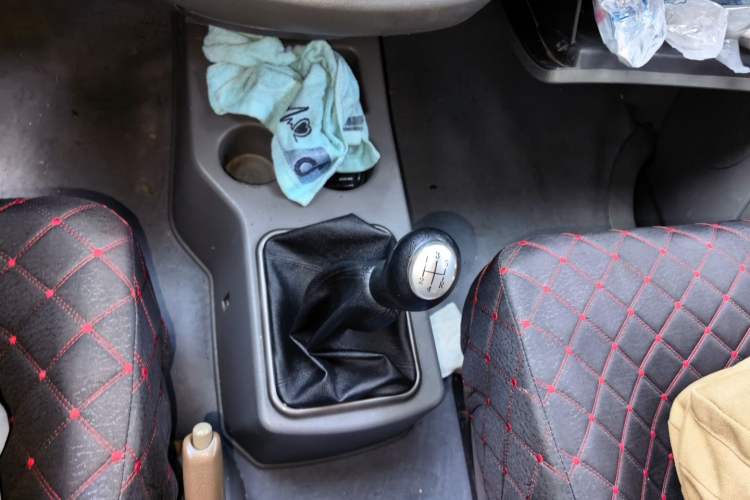 Used FORTHING Lingzhi 2013 M3 1.6L 7-seat Standard Model Gear Lever