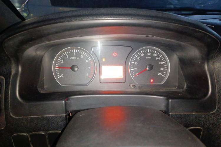 Used FORTHING Lingzhi 2013 M3 1.6L 7-Seater Comfort Model Instrument Cluster