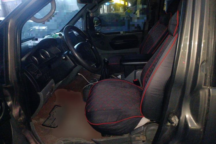 Used FORTHING Lingzhi 2013 M3 1.6L 7-Seater Comfort Model Left Front Seat