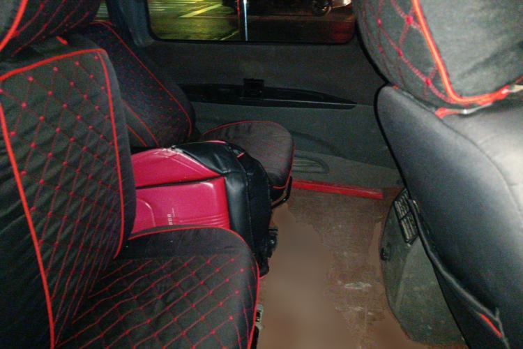 Used FORTHING Lingzhi 2013 M3 1.6L 7-Seater Comfort Model Left Rear Seat