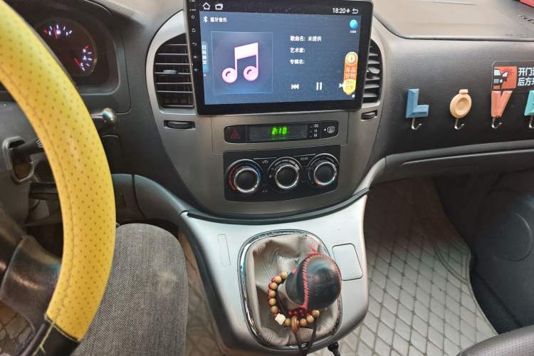 Used FORTHING Lingzhi 2013 M5 Q3 2.0L 7-seat Long-wheelbase Luxury Model Audio And AC Panel
