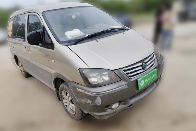 Used FORTHING Lingzhi 2013 V3 1.5L 7-Seater Standard Model II Front Right 45 Deg