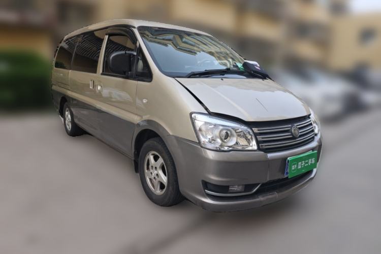 Used FORTHING Lingzhi 2013 M5 Q3 2.0L 7-seat Long-wheelbase Luxury Model Front Right 45 Deg