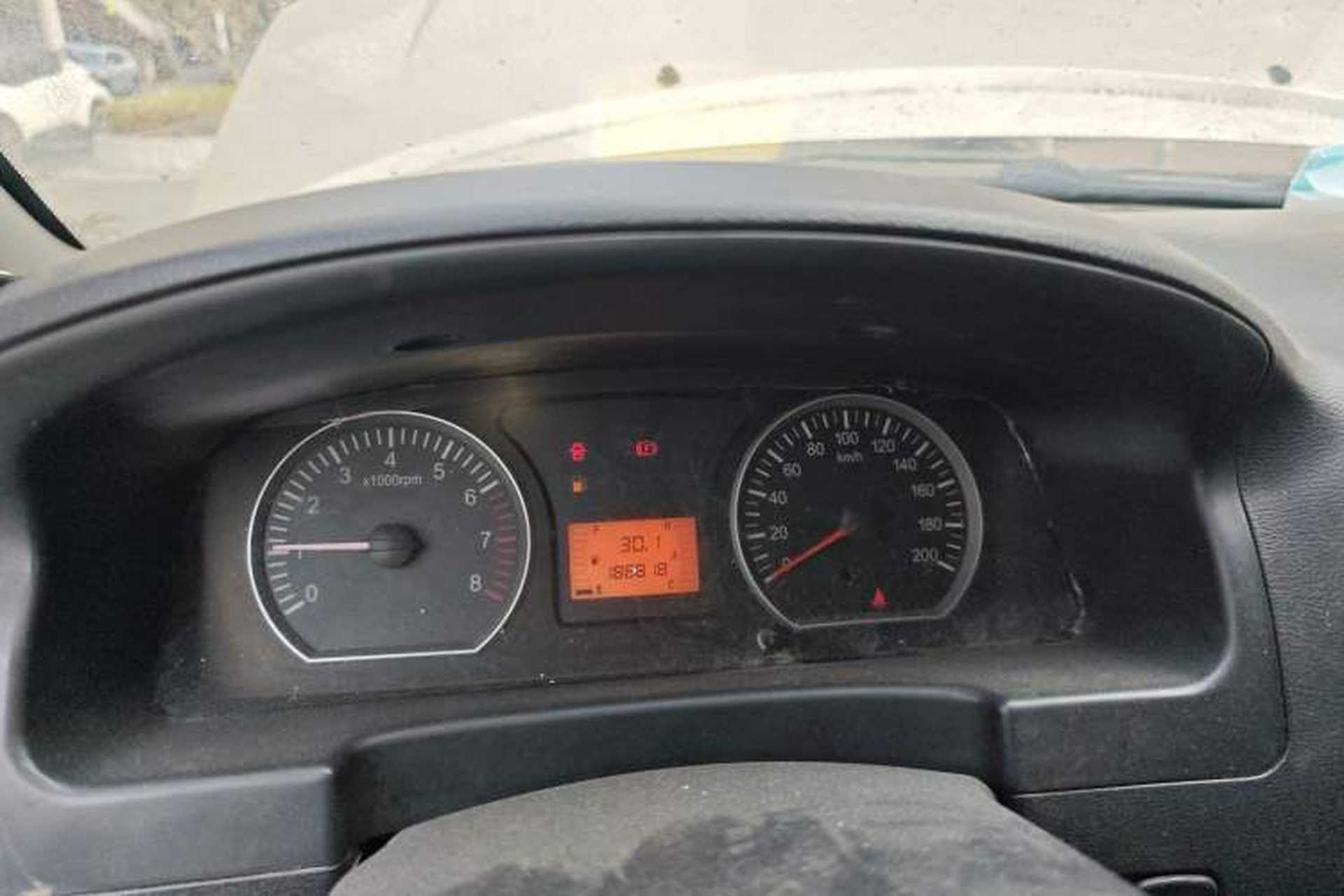 Used FORTHING Lingzhi 2013 M3 1.6L 7-Seater Luxury Model Instrument Cluster