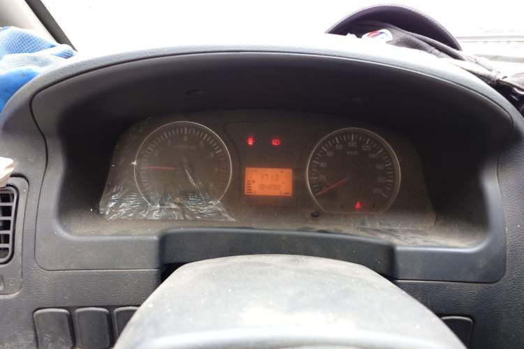Used FORTHING Lingzhi 2013 V3 1.5L 7-Seater Standard Model II Instrument Cluster