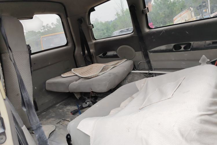 Used FORTHING Lingzhi 2013 V3 1.5L 7-Seater Standard Model II Left Rear Seat