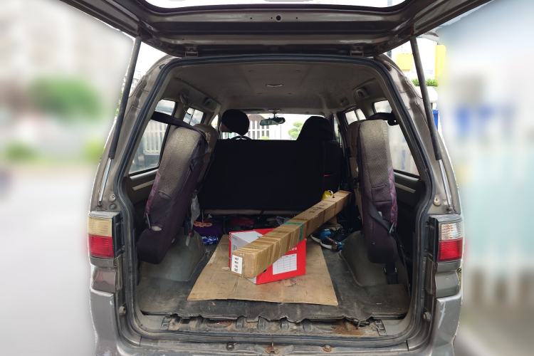 Used FORTHING Lingzhi 2013 V3 1.5L 7-Seater Standard Model II Trunk
