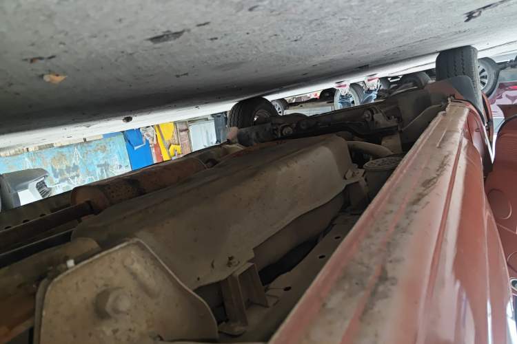 Used FORTHING Lingzhi 2013 M3 1.6L 7-Seater Comfort Model Chassis Rear Left
