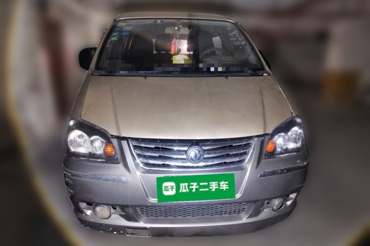 Used FORTHING Lingzhi 2013 M5 Q7 2.0L 7-Seater Long-Wheelbase Comfort Model Front