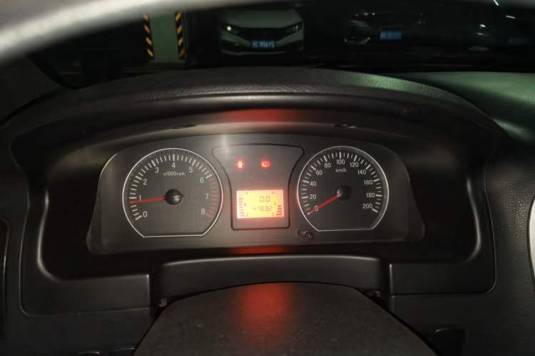 Used FORTHING Lingzhi 2013 M3 1.6L 7-Seater Comfort Model Instrument Cluster