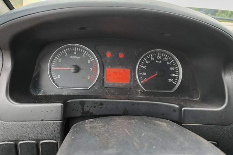 Used FORTHING Lingzhi 2013 M3 1.6L 7-Seater Comfort Model Instrument Cluster