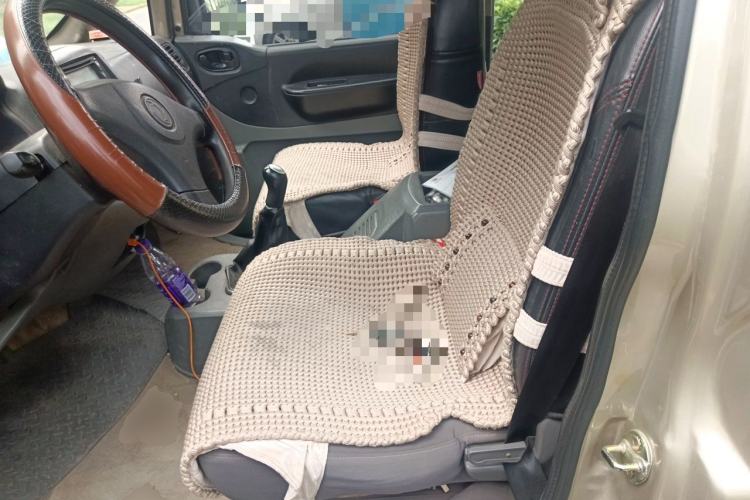 Used FORTHING Lingzhi 2013 V3 1.5L 7-Seater Standard Model II Left Front Seat