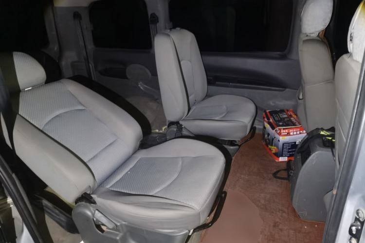 Used FORTHING Lingzhi 2013 M3 1.6L 7-Seater Comfort Model Left Rear Seat