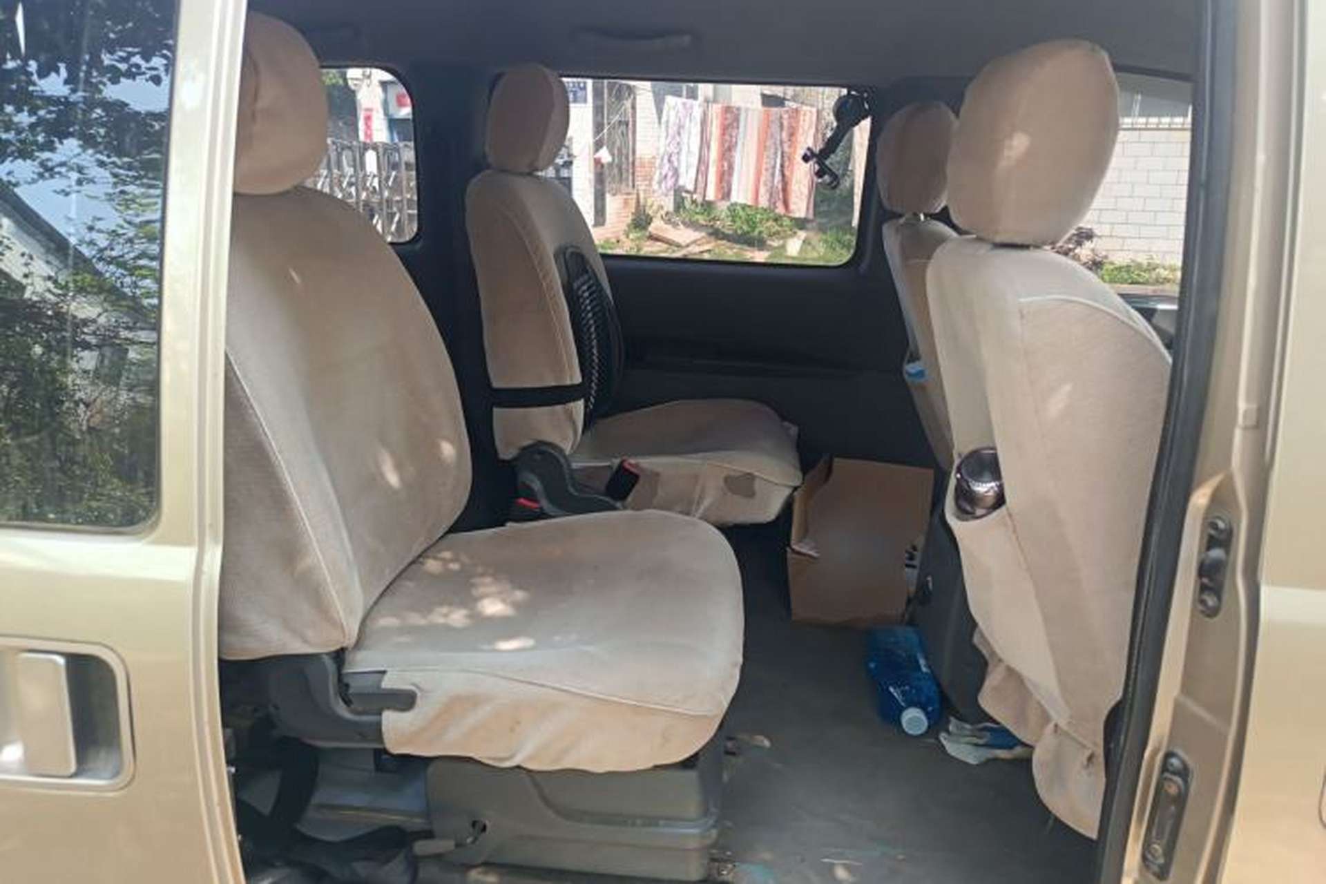 Used FORTHING Lingzhi 2013 V3 1.5L 7-Seater Standard Model II Left Rear Seat