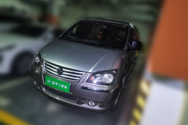 Used FORTHING Lingzhi 2013 M3 1.6L 7-Seater Comfort Model