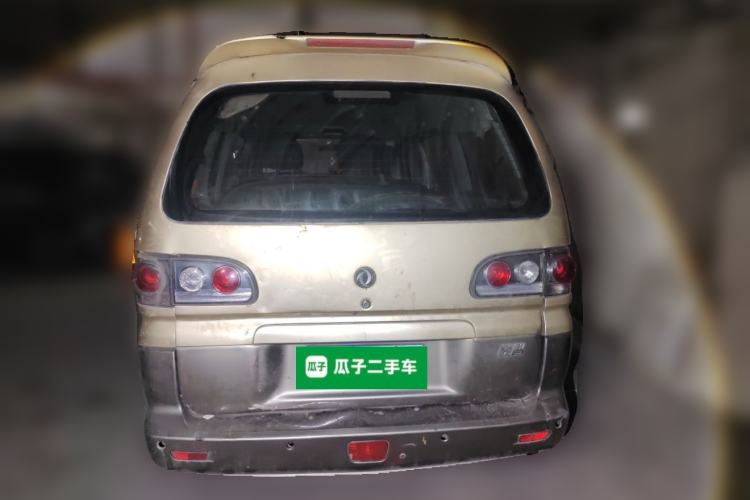 Used FORTHING Lingzhi 2013 M5 Q7 2.0L 7-Seater Long-Wheelbase Comfort Model Rear