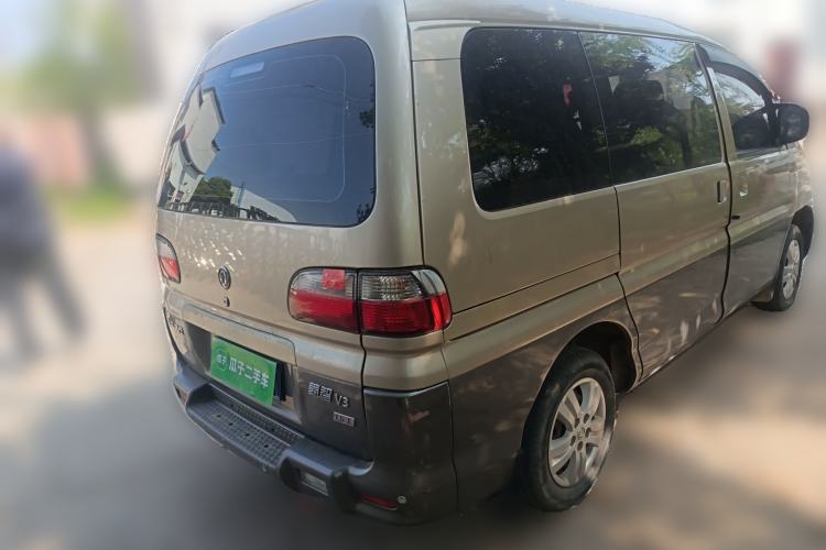 Used FORTHING Lingzhi 2013 V3 1.5L 7-Seater Standard Model II Rear Right 45 Deg