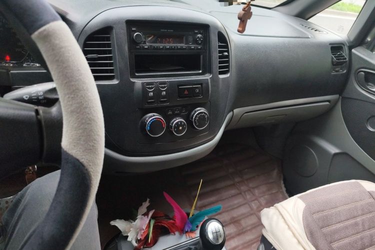Used FORTHING Lingzhi 2013 M3 1.6L 7-seat Standard Model Audio And AC Panel