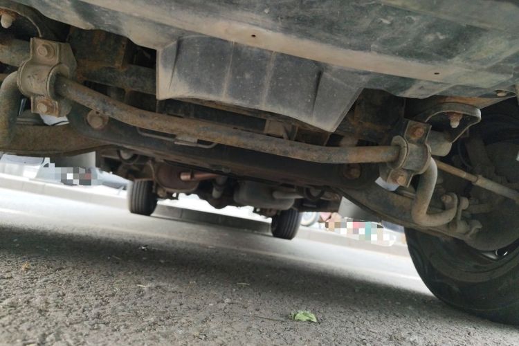 Used FORTHING Lingzhi 2013 M3 1.6L 7-seat Standard Model Chassis Front
