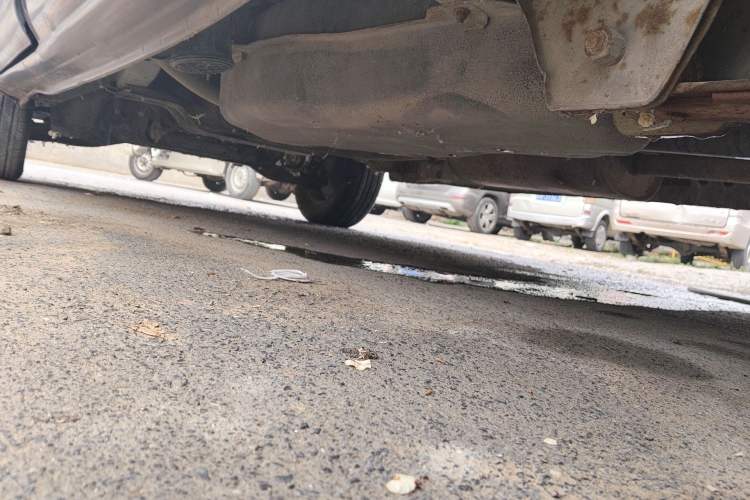 Used FORTHING Lingzhi 2013 V3 1.5L 7-Seater Standard Model II Chassis Rear Left