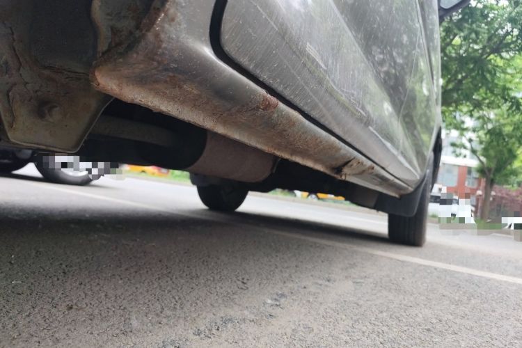 Used FORTHING Lingzhi 2013 M3 1.6L 7-seat Standard Model Chassis Rear Right