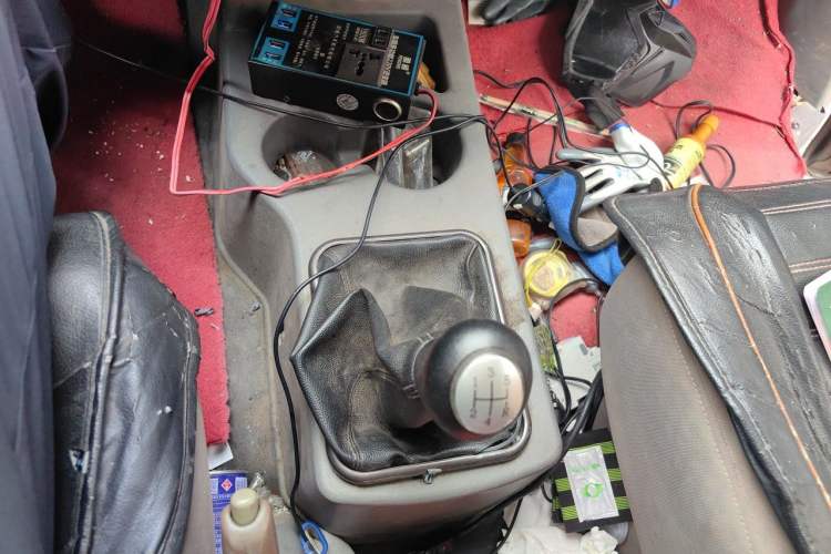 Used FORTHING Lingzhi 2013 V3 1.5L 7-Seater Standard Model II Gear Lever