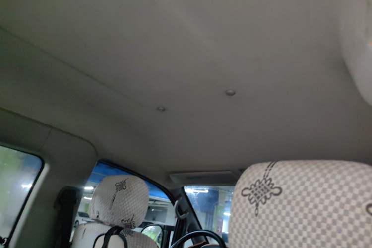 Used FORTHING Lingzhi 2013 V3 1.5L 7-Seater Standard Model II Headliner