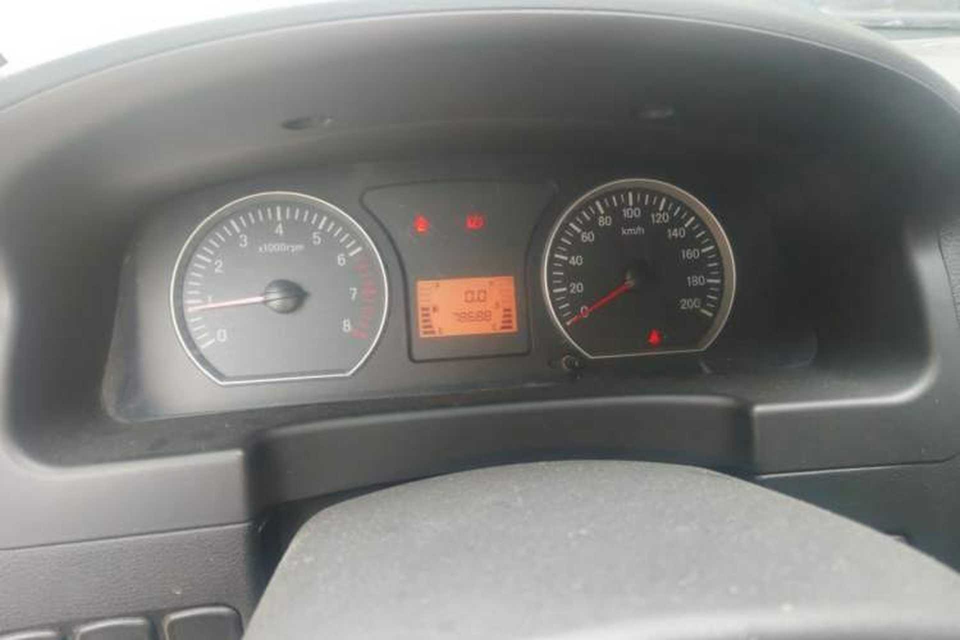 Used FORTHING Lingzhi 2013 M3 1.6L 7-seat Standard Model Instrument Cluster