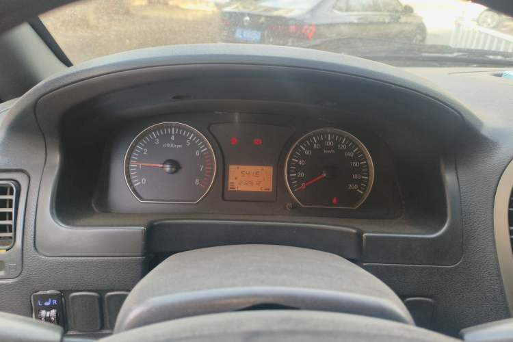 Used FORTHING Lingzhi 2013 V3 1.5L 7-Seater Standard Model II Instrument Cluster