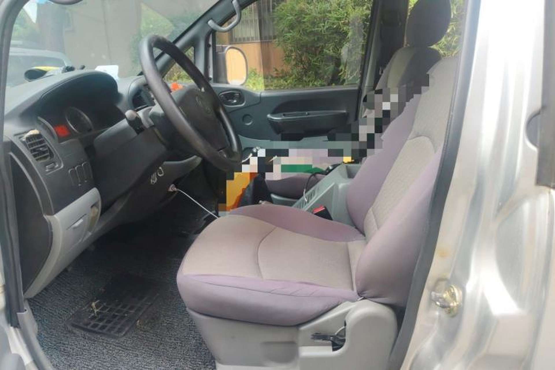 Used FORTHING Lingzhi 2013 M3 1.6L 7-seat Standard Model Left Front Seat