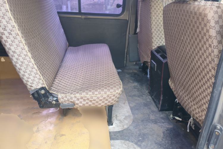 Used FORTHING Lingzhi 2013 V3 1.5L 7-Seater Standard Model II Left Rear Seat