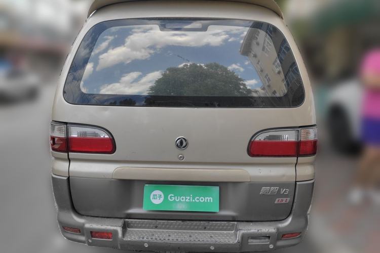Used FORTHING Lingzhi 2013 V3 1.5L 5-Seat Standard Model I Rear