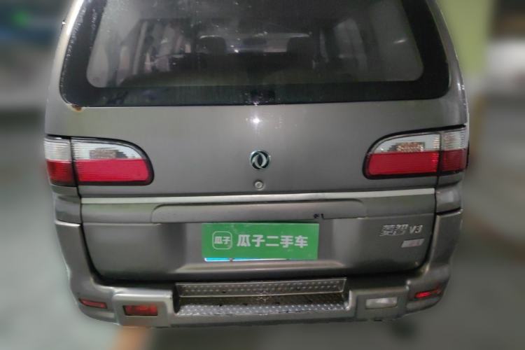 Used FORTHING Lingzhi 2013 V3 1.5L 7-Seater Standard Model II Rear