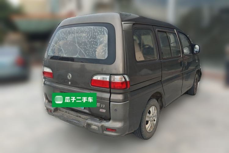 Used FORTHING Lingzhi 2013 V3 1.5L 7-Seater Standard Model II Rear Right 45 Deg