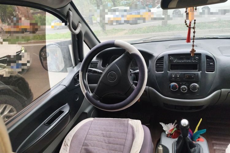 Used FORTHING Lingzhi 2013 M3 1.6L 7-seat Standard Model Steering Wheel