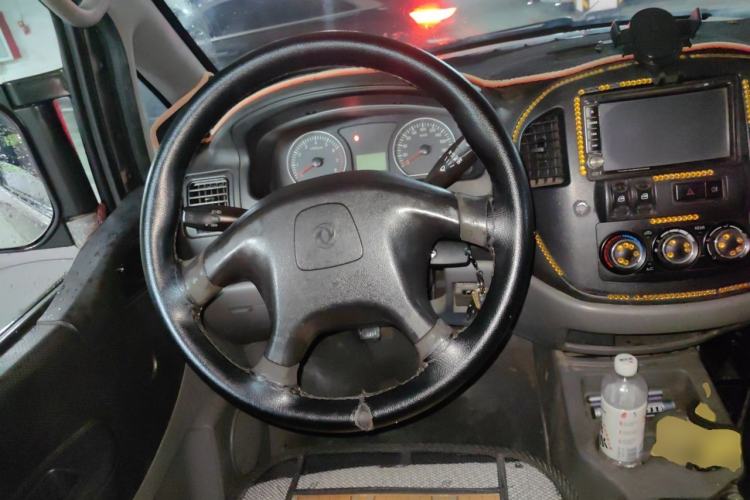 Used FORTHING Lingzhi 2013 V3 1.5L 7-Seater Standard Model II Steering Wheel